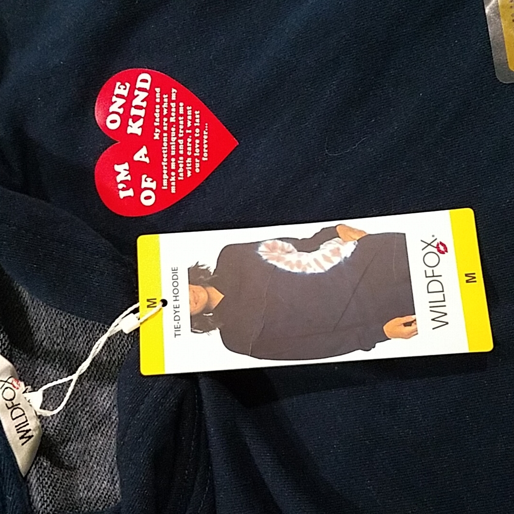 NWT, Wildfox hoodie, Size M - Picture 5 of 6